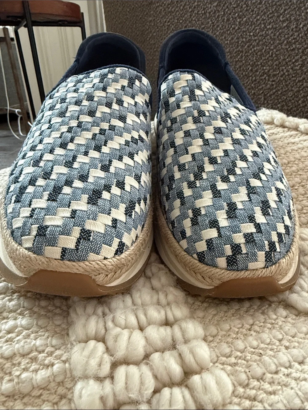 TOMS Blue Navy White Woven Textured Platform Slip-On Mules Espadrilles 9